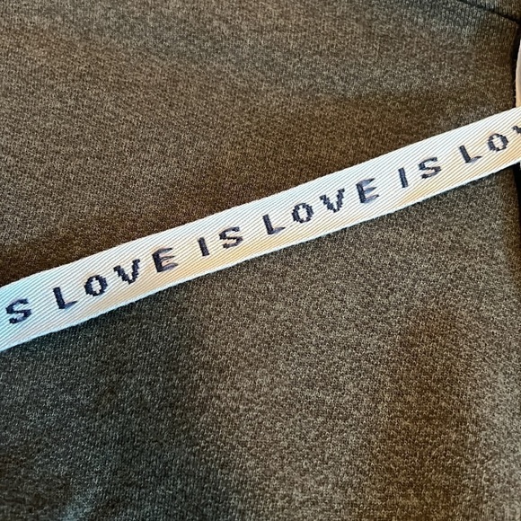 Sundry Hoodie - Picture 3 of 8